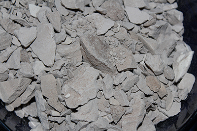 Tan desert clay from Earthy Goodies is an edible clay with a rainy and earthy taste.