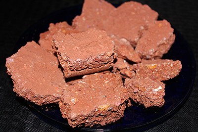 Multicolor clay from Earthy Goodies and is a earthy and crumbly multi color clay