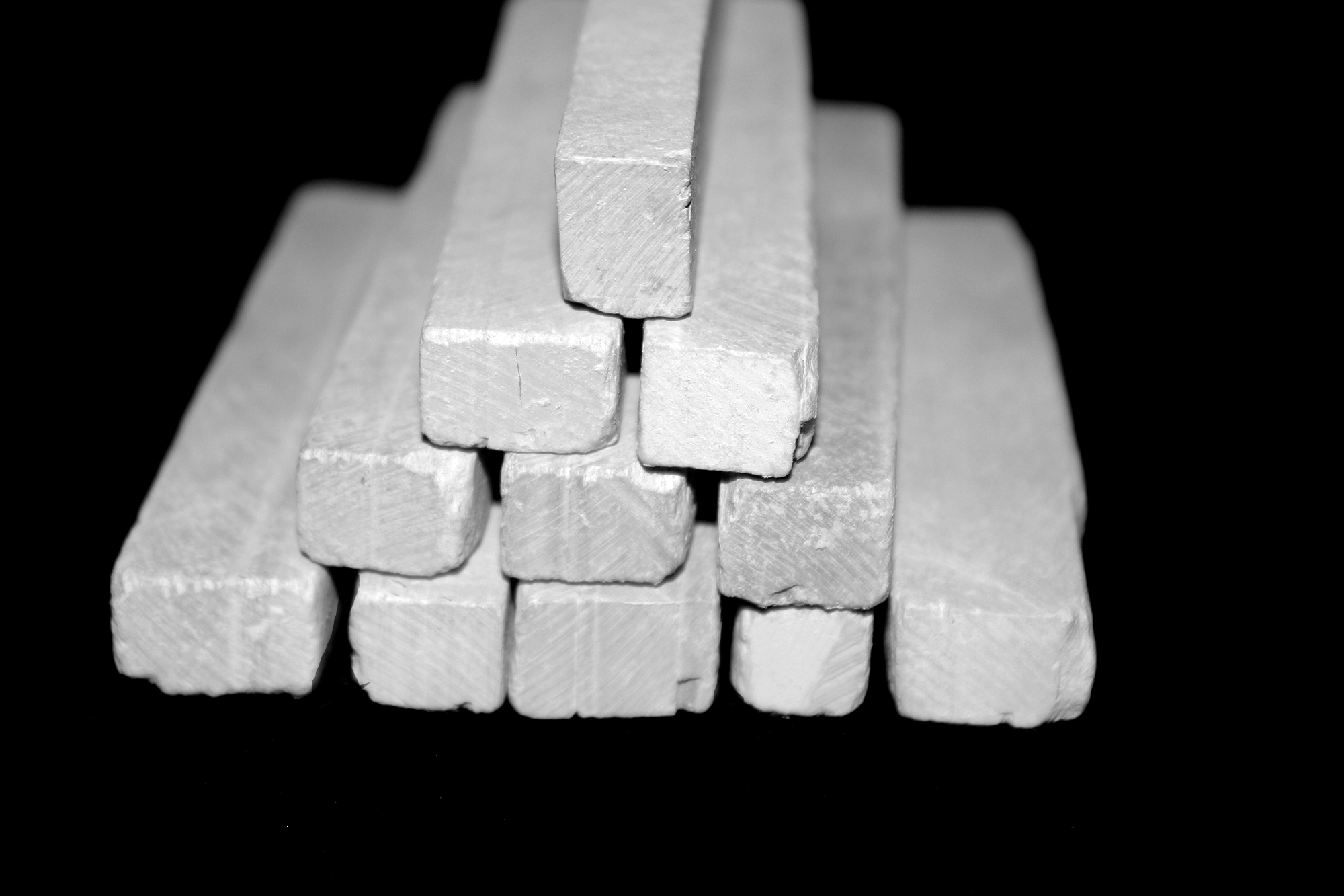 Slate block chunks that are slow eating for your pica pleasure