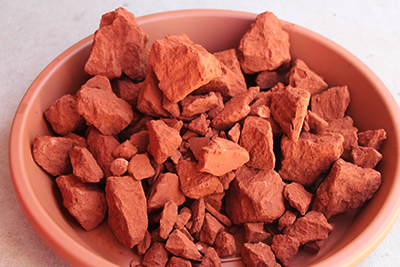 Earthy Goodies brand red shale clay