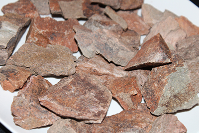 New River Cement Rock is super earthy rocks with a wonderful crunch. The inner rock is reminiscent of cement as it sets.