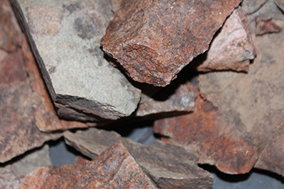 New River Cement Rock is super earthy rocks with a wonderful crunch. The inner rock is reminiscent of cement as it sets.