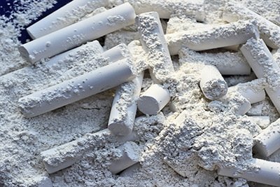 powdery chalk sticks from earthy goodies