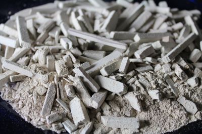 Earthy Goodies Slate pencil Crumbs and Pieces.